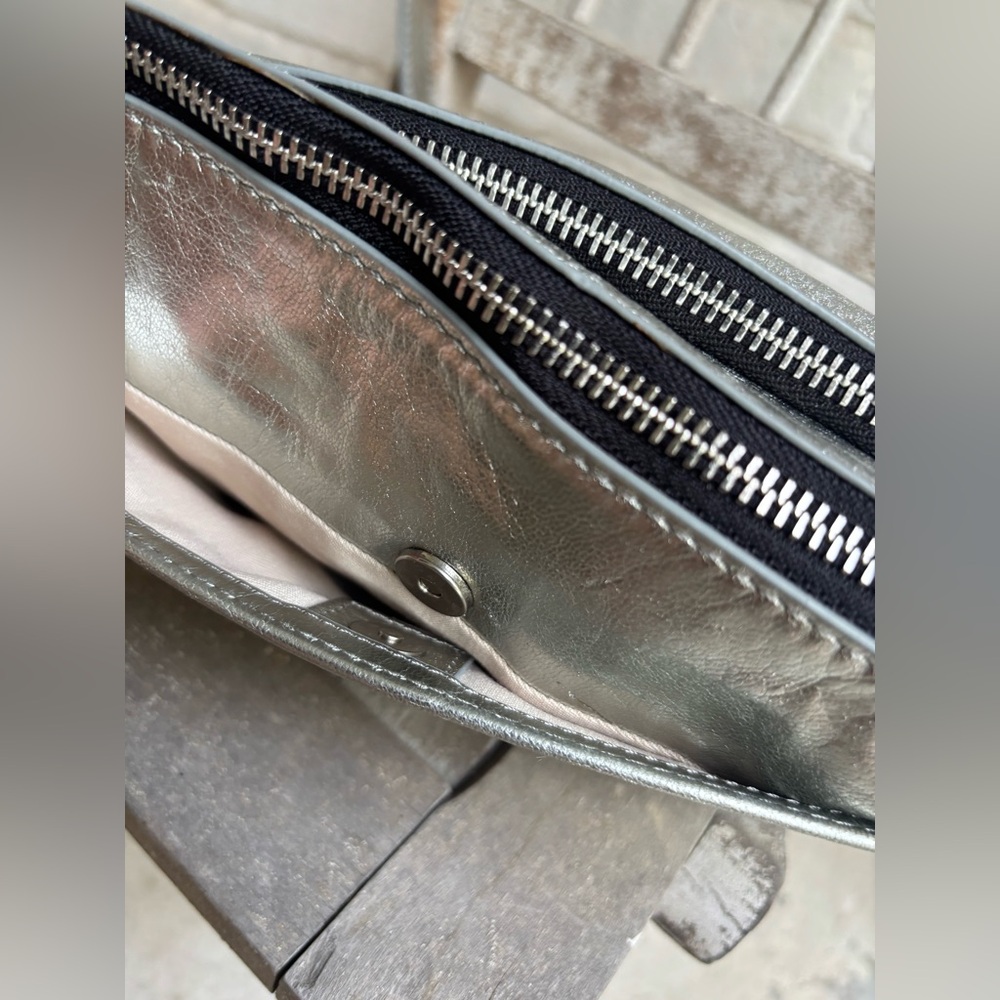 LUCKY BRAND Leather KODA Metallic SILVER Topanga CONVERTIBLE Shoulder Bag 🎉 - Picture 6 of 16